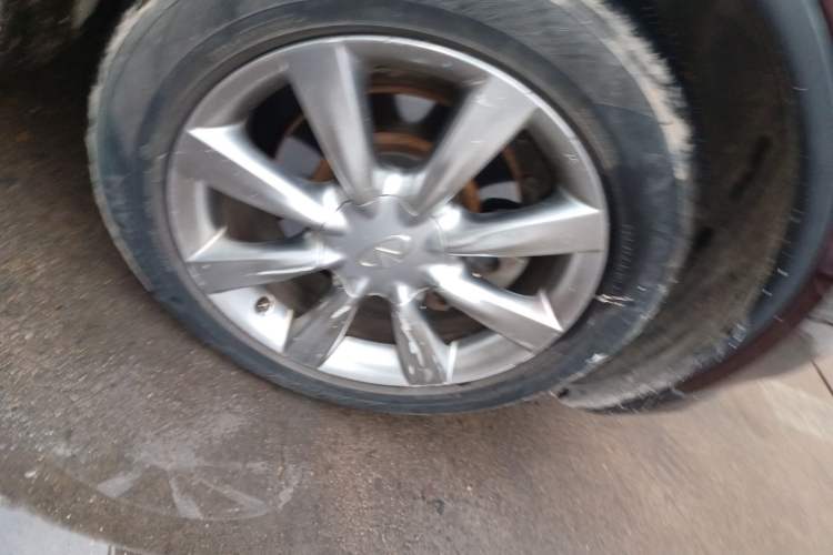 Used Infiniti EX 2011 EX25 Luxury Edition Right Front Wheel Hub