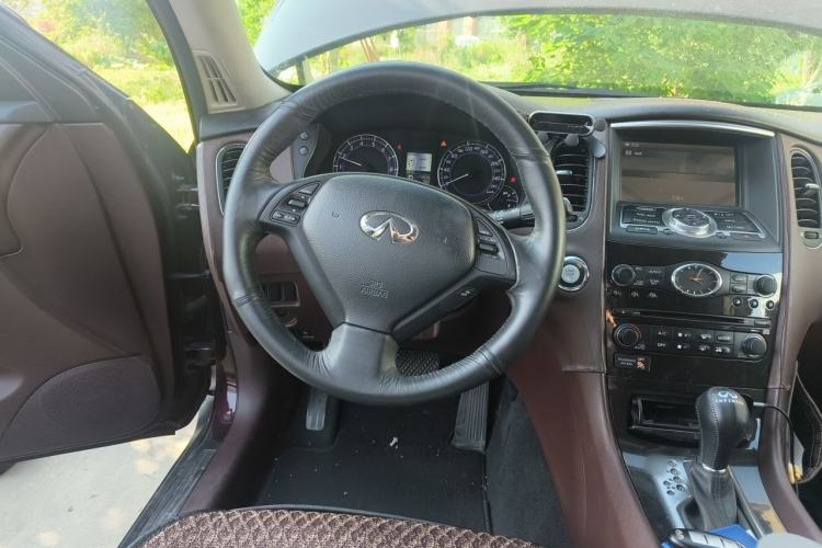Used Infiniti EX 2011 EX25 Elegant Edition Steering Wheel