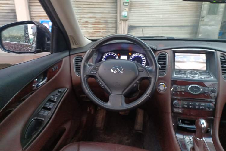 Used Infiniti EX 2011 EX25 Luxury Edition Steering Wheel