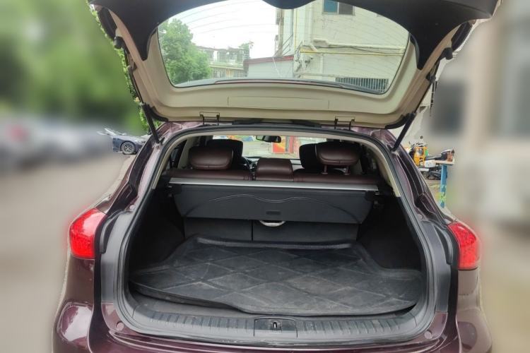 Used Infiniti EX 2011 EX25 Luxury Edition Trunk