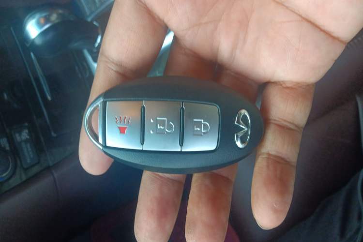 Used Infiniti EX 2011 EX25 Elegant Edition Vehicle Key