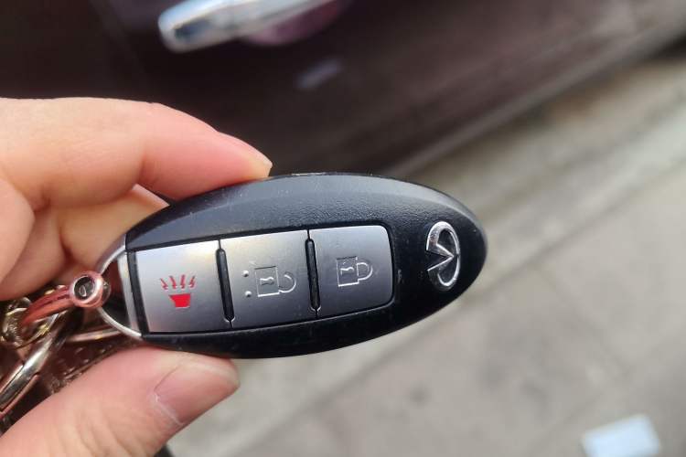 Used Infiniti EX 2011 EX25 Luxury Edition Vehicle Key