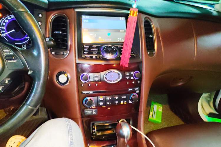Used Infiniti EX 2011 EX25 Luxury Edition Audio And AC Panel