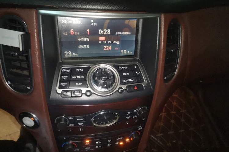 Used Infiniti EX 2011 EX25 Luxury Edition Audio And AC Panel
