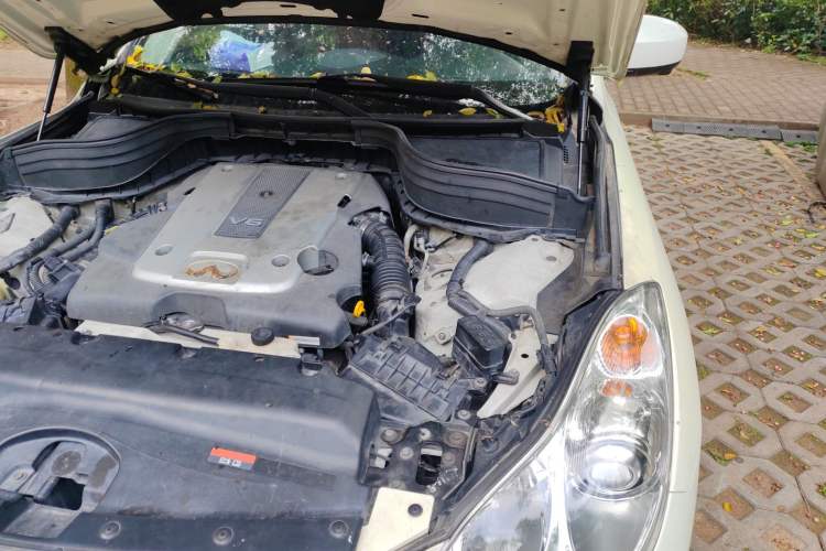 Used Infiniti EX 2011 EX25 Luxury Edition Engine Bay Left