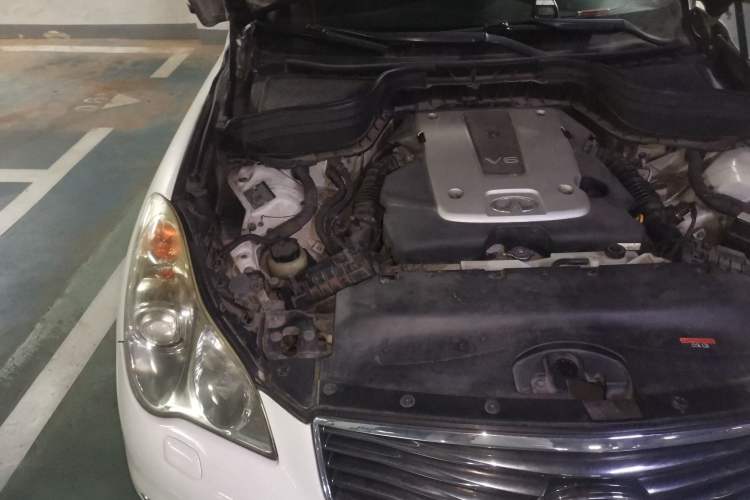 Used Infiniti EX 2011 EX25 Luxury Edition Engine Bay Right
