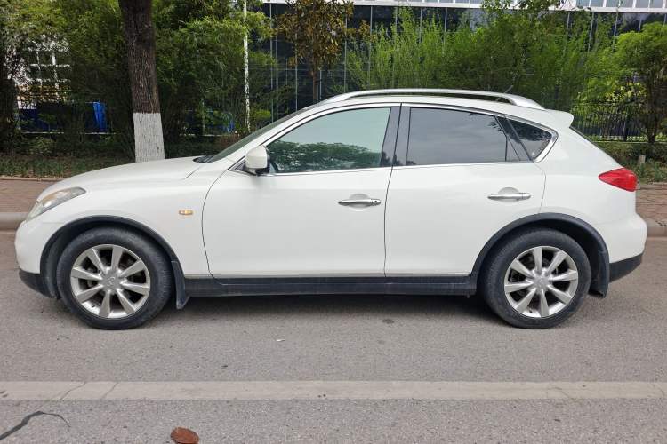 Used Infiniti EX 2011 EX25 Luxury Edition Exterior 3