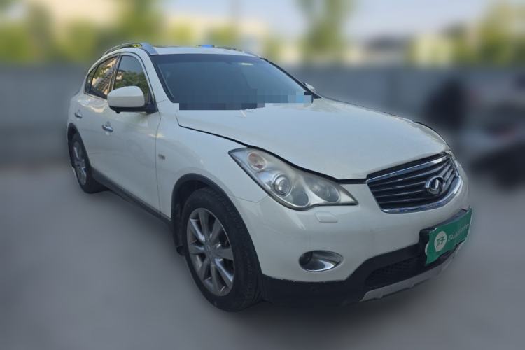 Used Infiniti EX 2011 EX25 Luxury Edition Front Right 45 Deg