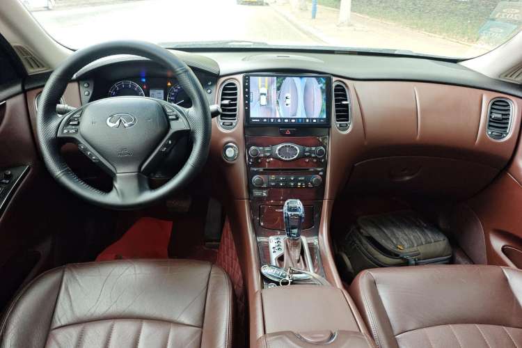 Used Infiniti EX 2011 EX25 Luxury Edition Interior 2