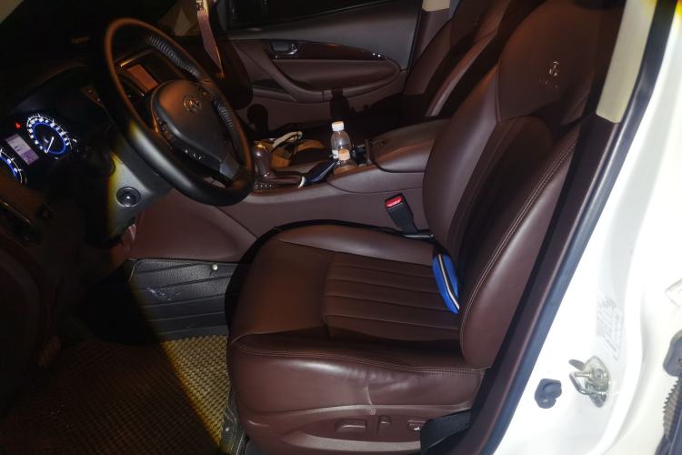 Used Infiniti EX 2011 EX35 model Left Front Seat