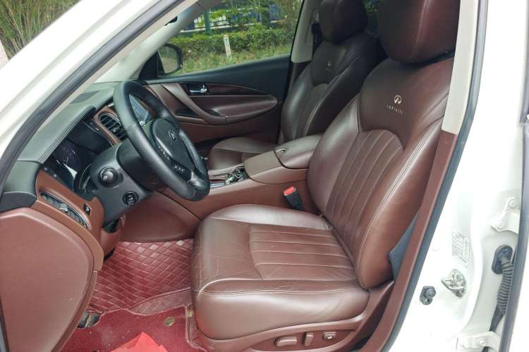 Used Infiniti EX 2011 EX25 Luxury Edition Left Front Seat