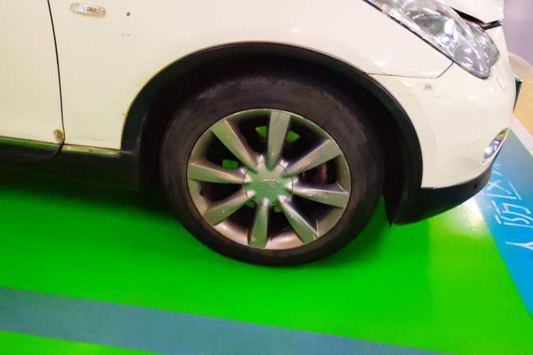 Used Infiniti EX 2011 EX25 Luxury Edition Right Front Wheel Hub