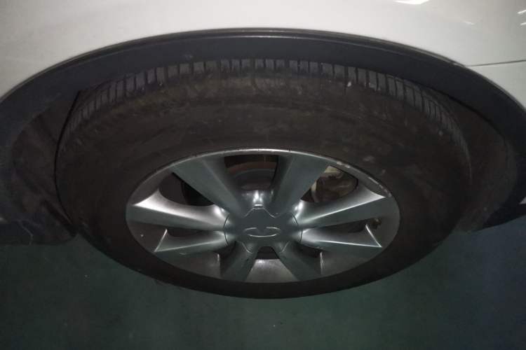 Used Infiniti EX 2011 EX25 Luxury Edition Right Front Wheel Hub