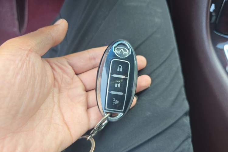 Used Infiniti EX 2011 EX25 Luxury Edition Vehicle Key