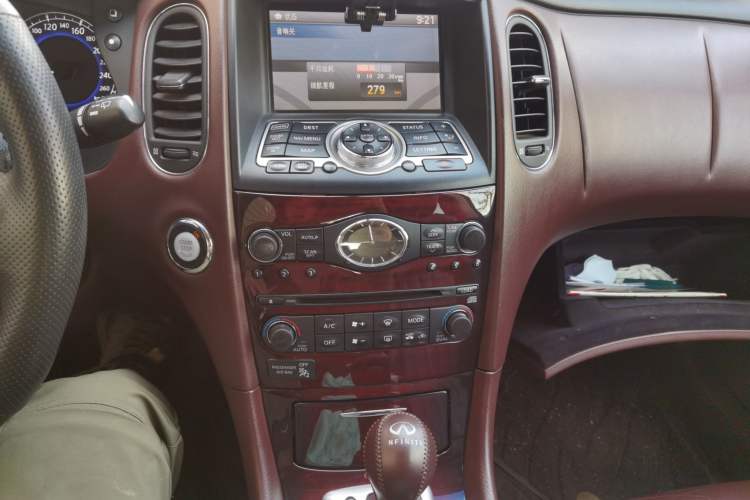Used Infiniti EX 2013 EX25 4x4 Prestige Edition Audio And AC Panel