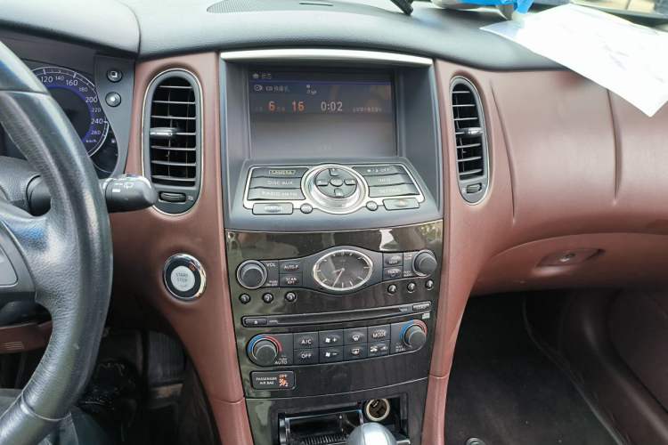 Used Infiniti EX 2013 EX25 Two-Wheel-Drive Luxury Edition Audio And AC Panel