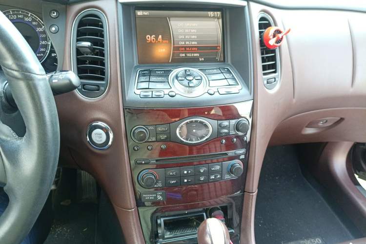 Used Infiniti EX 2013 EX25 Two-Wheel-Drive Luxury Edition Audio And AC Panel