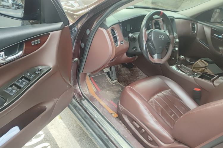 Used Infiniti EX 2013 EX25 4x4 Elegant Edition Driver Seat