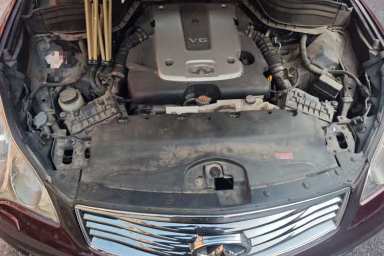 Used Infiniti EX 2013 EX25 4x4 Prestige Edition Engine Bay