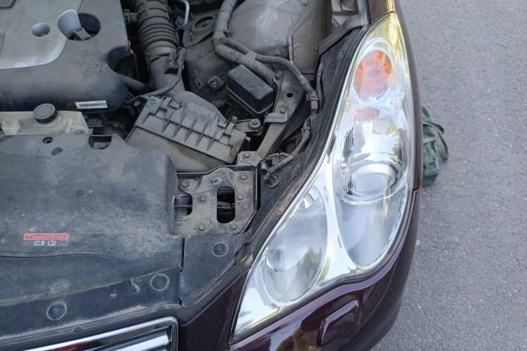 Used Infiniti EX 2013 EX25 Two-Wheel-Drive Luxury Edition Engine Bay Left