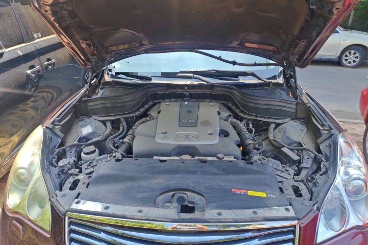 Used Infiniti EX 2013 EX25 Two-Wheel-Drive Elegant Edition Engine Bay