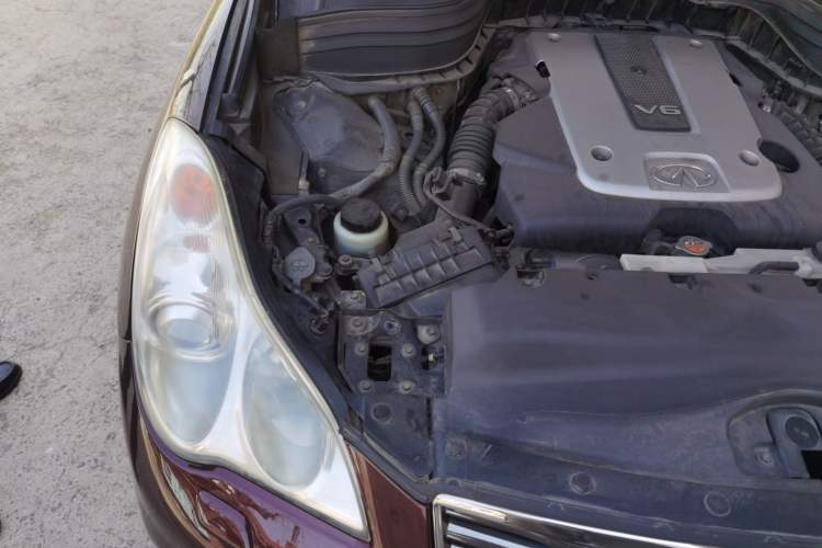 Used Infiniti EX 2013 EX25 4x4 Prestige Edition Engine Bay Right