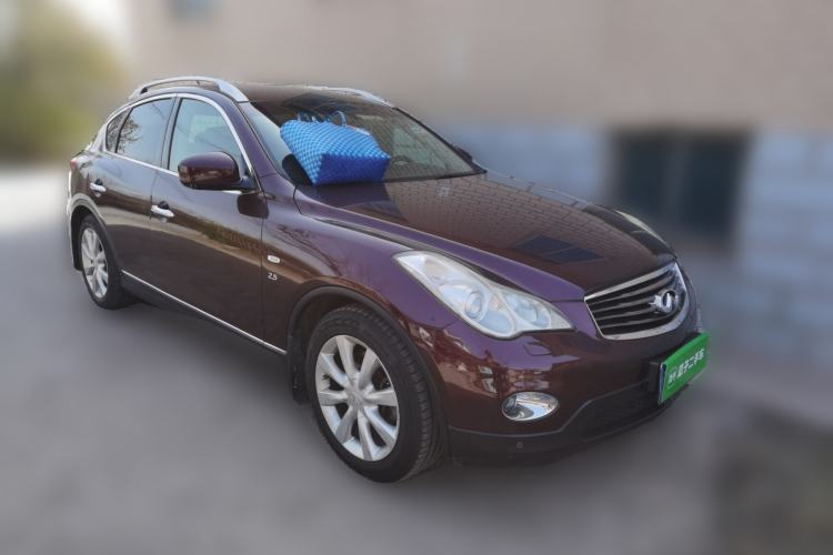 Used Infiniti EX 2013 EX25 4x4 Prestige Edition Front Right 45 Deg