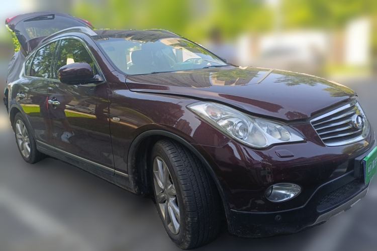 Used Infiniti EX 2013 EX25 Two-Wheel-Drive Luxury Edition Front Right 45 Deg