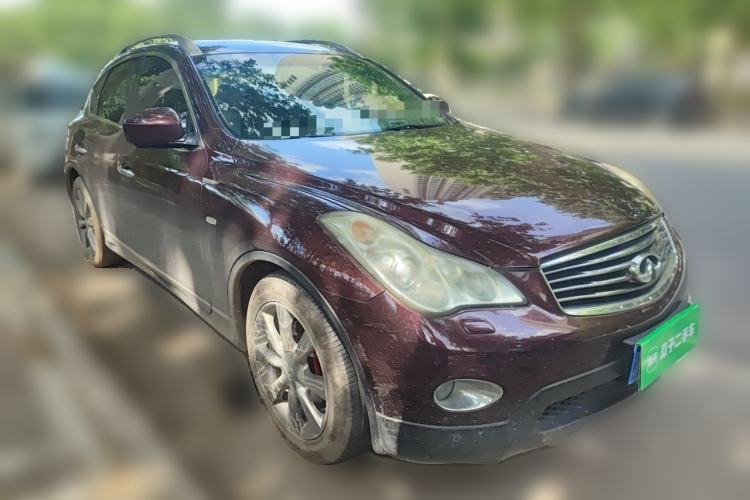 Used Infiniti EX 2013 EX25 4x4 Elegant Edition Front Right 45 Deg