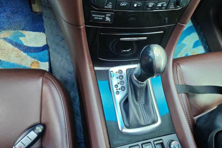 Used Infiniti EX 2013 EX25 Two-Wheel-Drive Elegant Edition Gear Lever