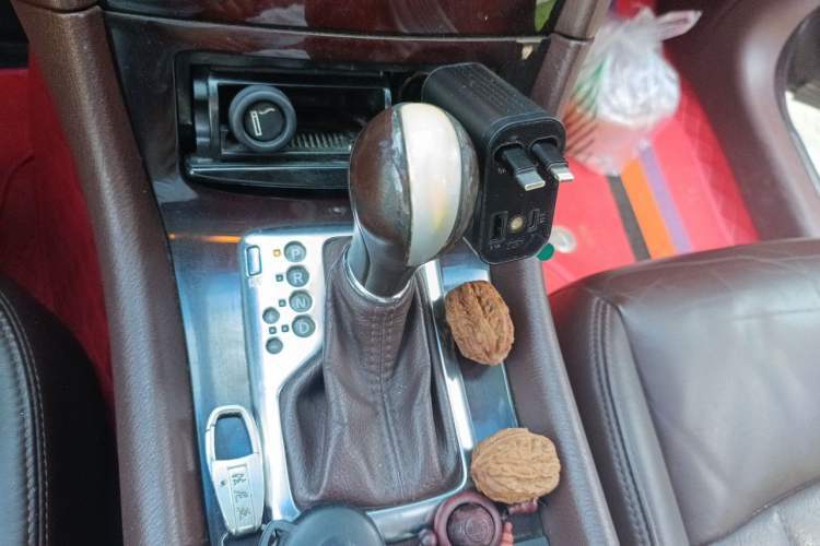 Used Infiniti EX 2013 EX25 Two-Wheel-Drive Luxury Edition Gear Lever
