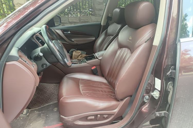 Used Infiniti EX 2013 EX25 4x4 Elegant Edition Left Front Seat