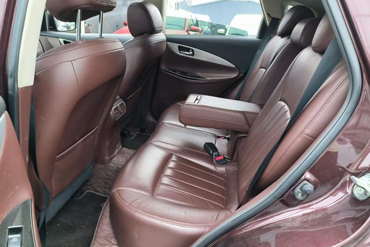Used Infiniti EX 2013 EX25 Two-Wheel-Drive Luxury Edition Left Rear Seat