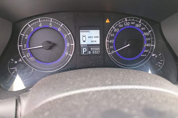 Used Infiniti EX 2013 EX25 Two-Wheel-Drive Luxury Edition Odometer Close Up