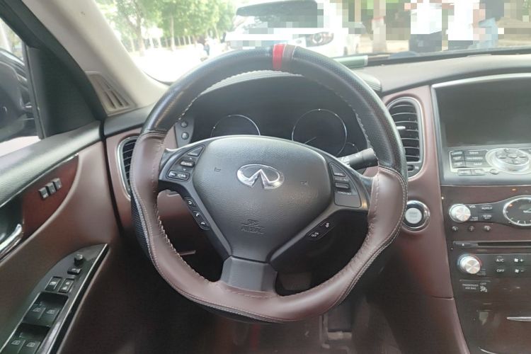 Used Infiniti EX 2013 EX25 4x4 Elegant Edition Steering Wheel