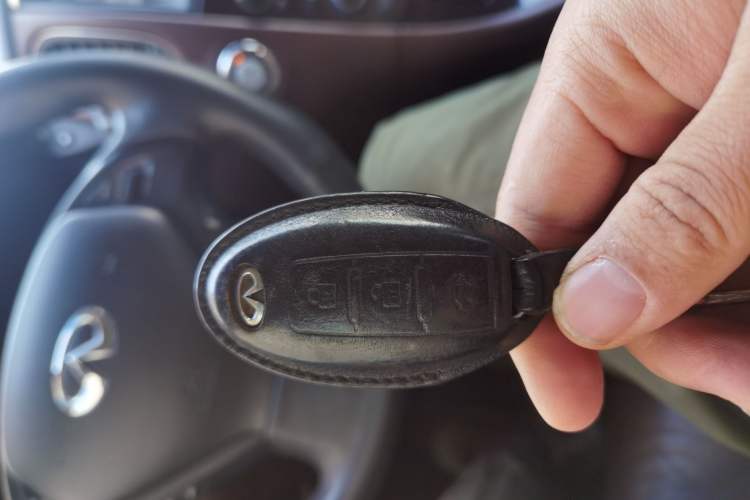Used Infiniti EX 2013 EX25 4x4 Prestige Edition Vehicle Key