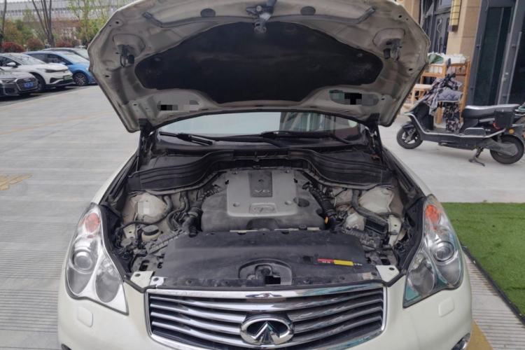 Used Infiniti EX 2013 EX25 Two-Wheel-Drive Luxury Edition Engine Bay