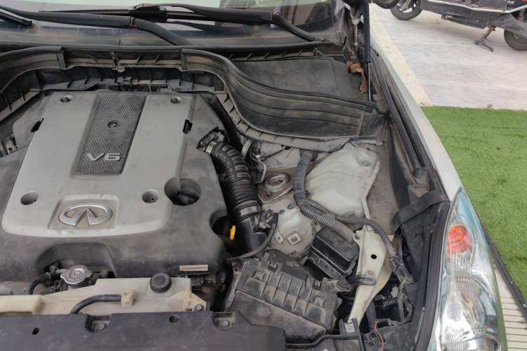 Used Infiniti EX 2013 EX25 Two-Wheel-Drive Luxury Edition Engine Bay Left