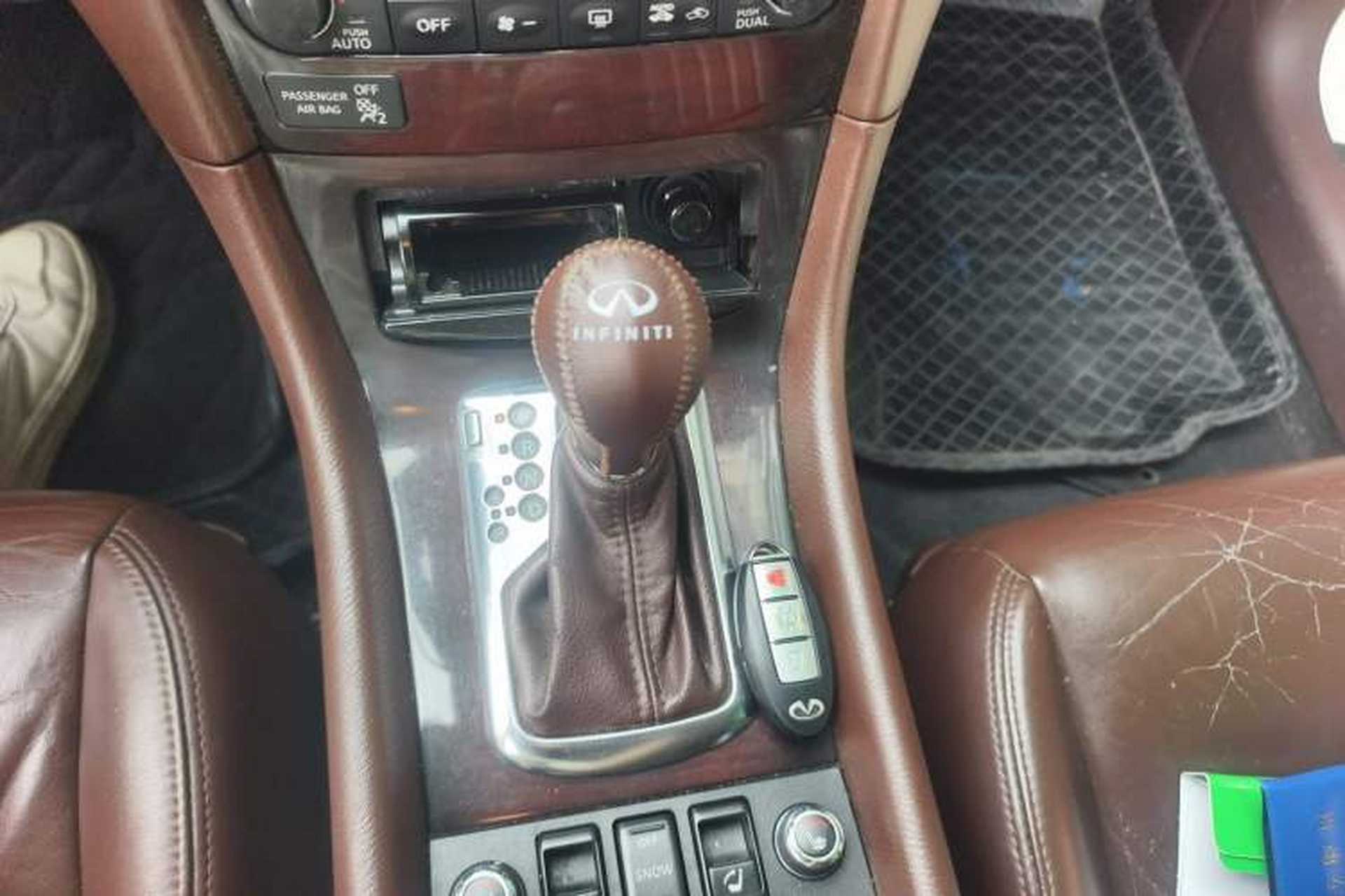 Used Infiniti EX 2013 EX25 Two-Wheel-Drive Elegant Edition Gear Lever