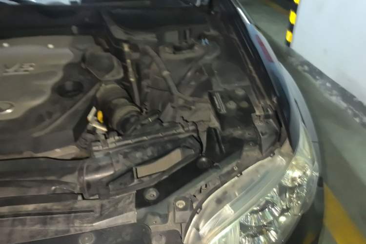 Used Infiniti FX 2007 FX35 Supreme Edition Engine Bay Left
