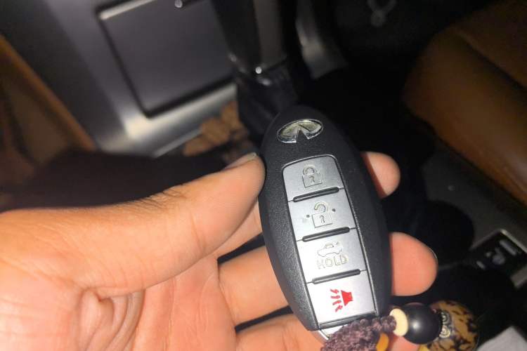 Used Infiniti FX 2007 FX35 Supreme Edition Vehicle Key