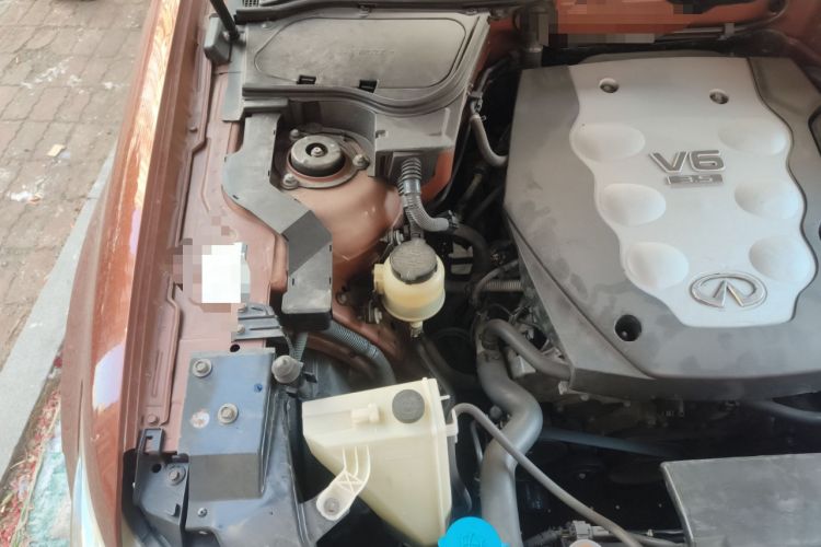 Used Infiniti FX 2007 FX35 Supreme Edition Engine Bay Right