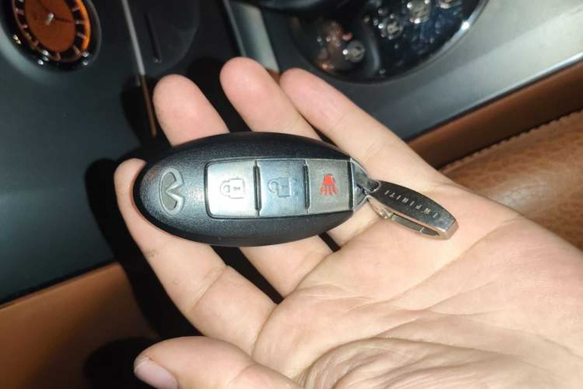 Used Infiniti FX 2007 FX35 Standard Edition Vehicle Key