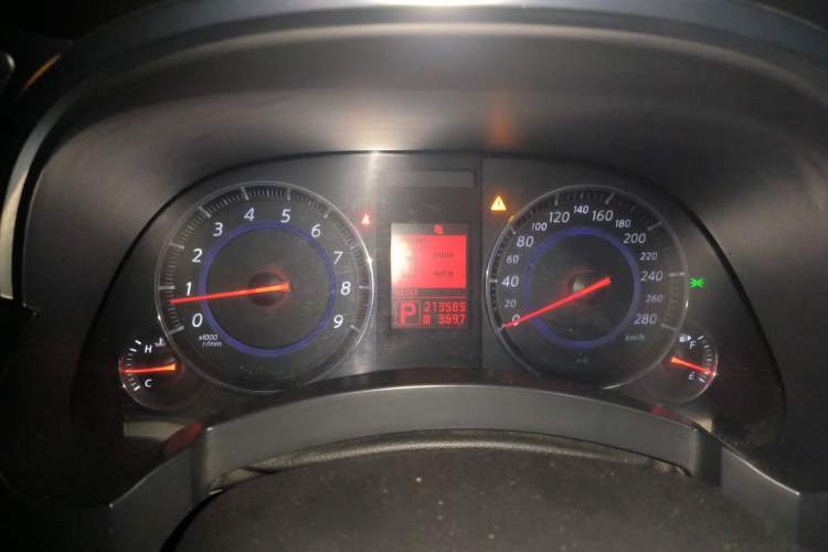 Used Infiniti FX 2009 FX35 Ultimate Edition Instrument Cluster