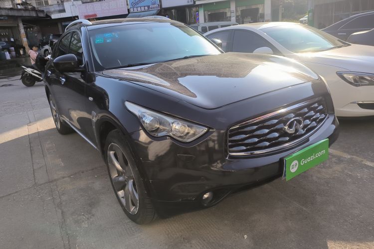 Used Infiniti FX 2009 FX35 Standard Edition Front Right 45 Deg