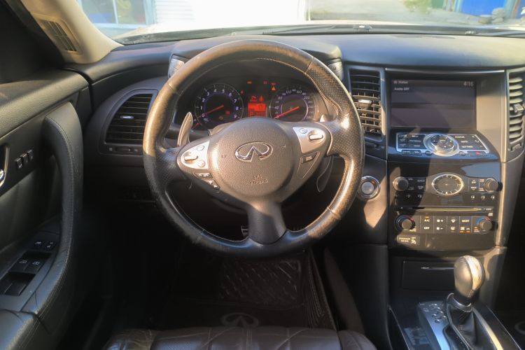 Used Infiniti FX 2009 FX35 Standard Edition Steering Wheel