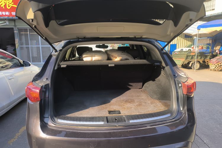 Used Infiniti FX 2009 FX35 Standard Edition Trunk