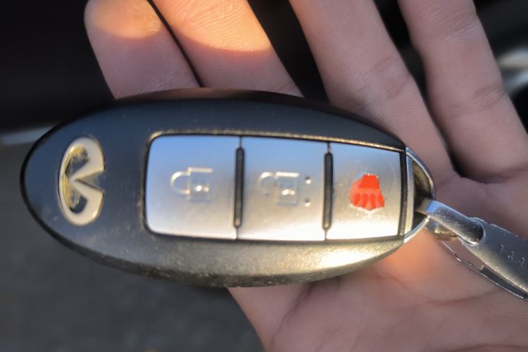 Used Infiniti FX 2009 FX35 Standard Edition Vehicle Key