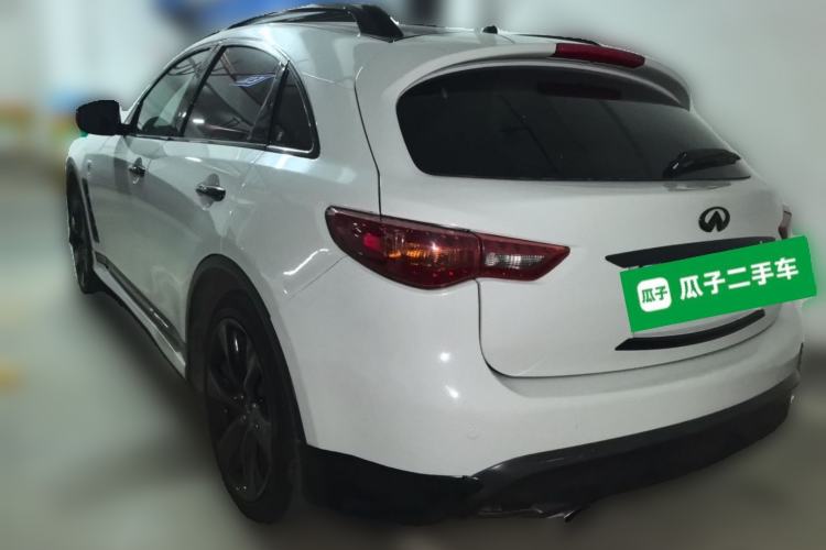 Used Infiniti FX 2009 FX35 Ultimate Edition Rear Left 45 Deg