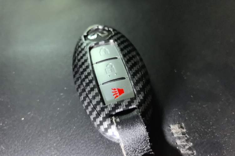 Used Infiniti FX 2009 FX35 Ultimate Edition Vehicle Key
